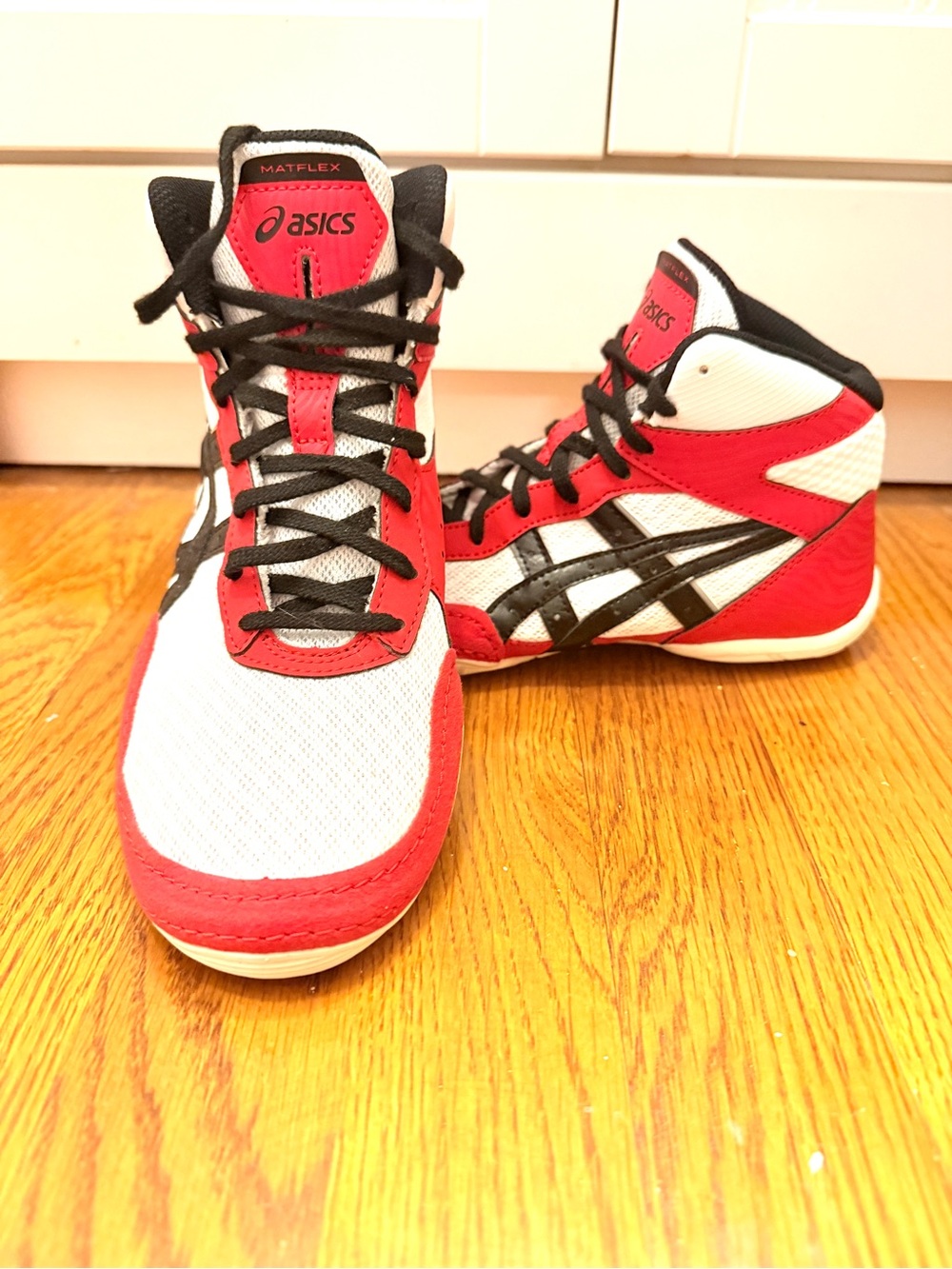 ASICS Matflex Wrestling Shoes – Adult/Unisex Size 5.5 (EU 37)